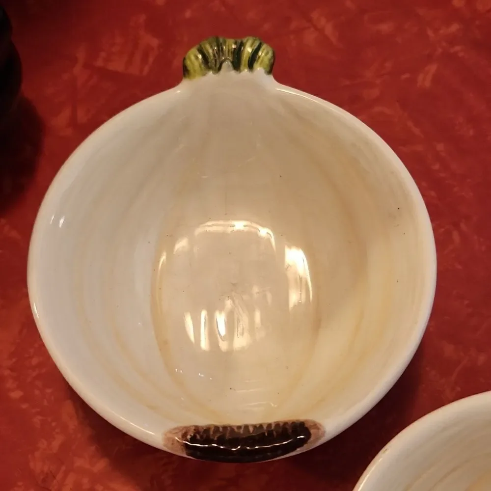 Pier 1 Onion Dish Dip Nuts Snack Set of 2